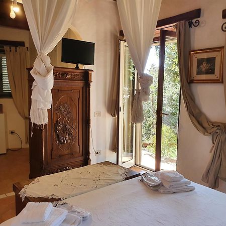 Bed And Breakfast Tenuta Palmieri Only Adult 마라테아 외부 사진