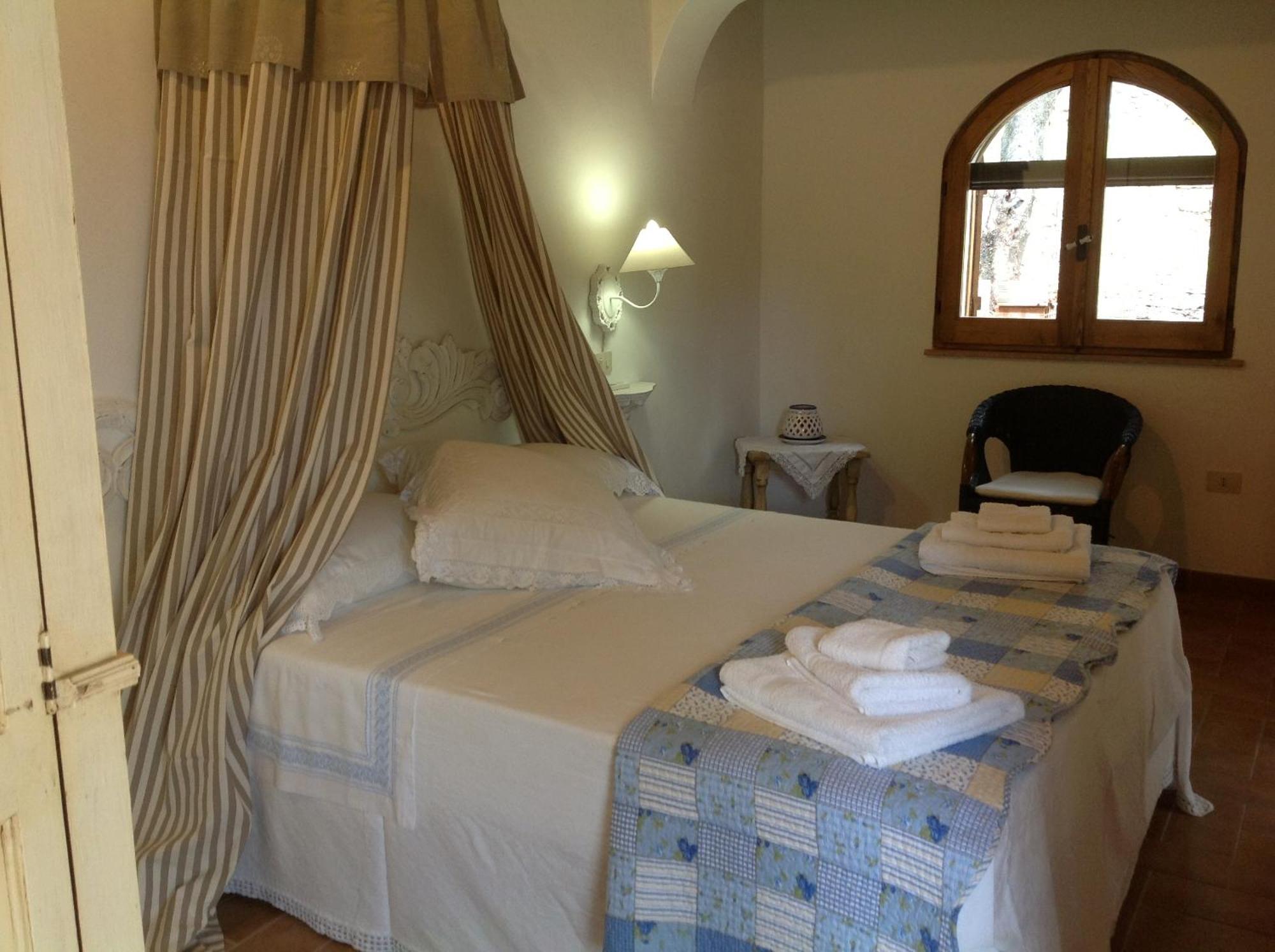 Bed And Breakfast Tenuta Palmieri Only Adult 마라테아 외부 사진