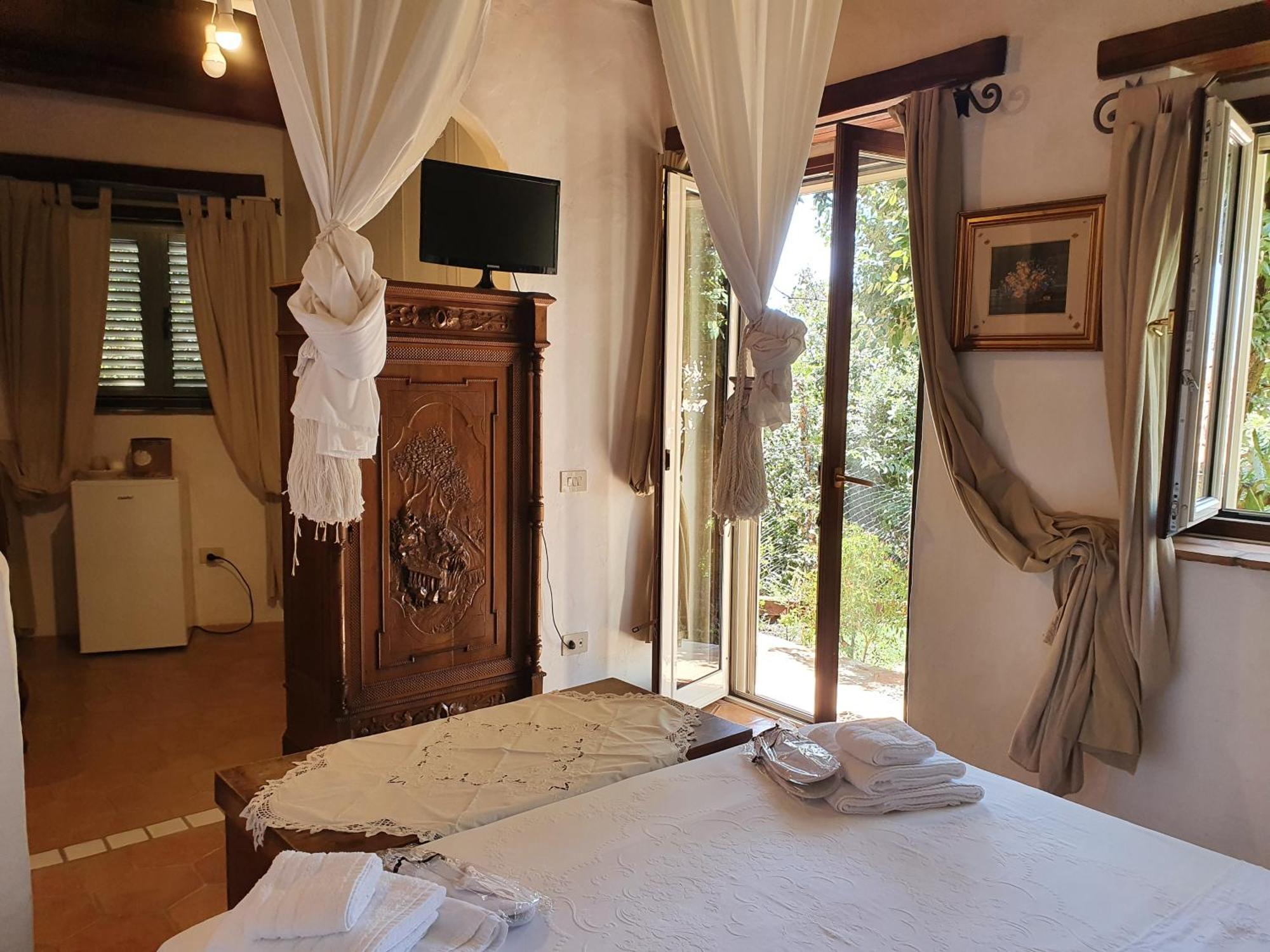 Bed And Breakfast Tenuta Palmieri Only Adult 마라테아 외부 사진